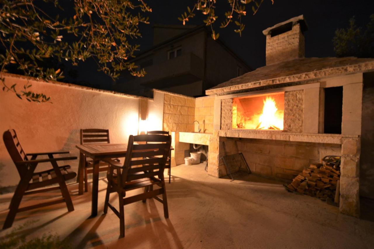 Apartmani Emili Sukošan Kültér fotó